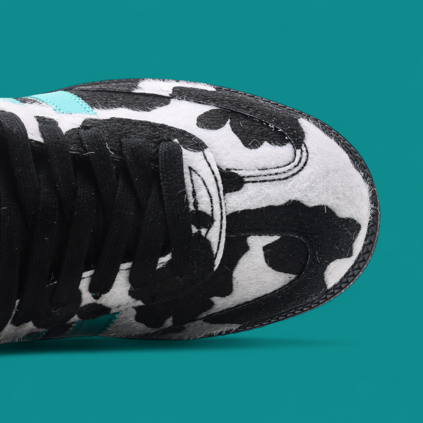 Samba LT Black Green Cow