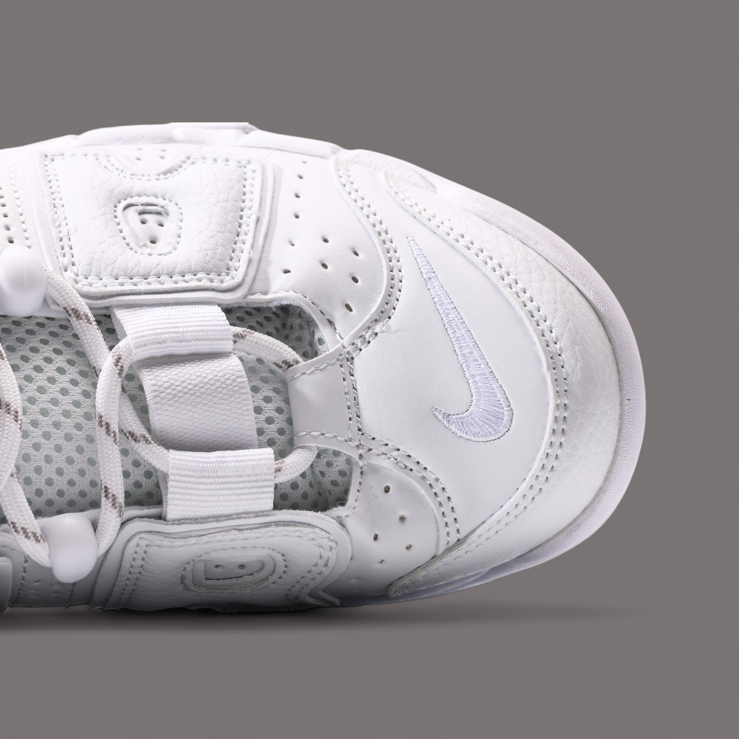 Nike air more uptempo white chrome