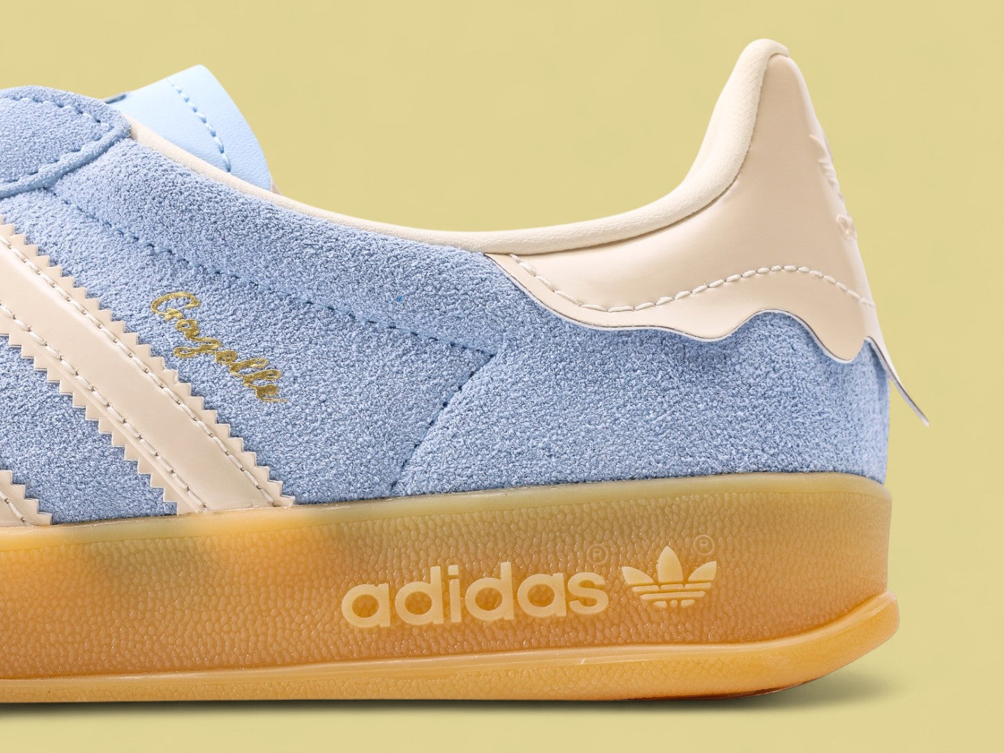 Gazelle Indoor 'Light Blue Yellow Gum'