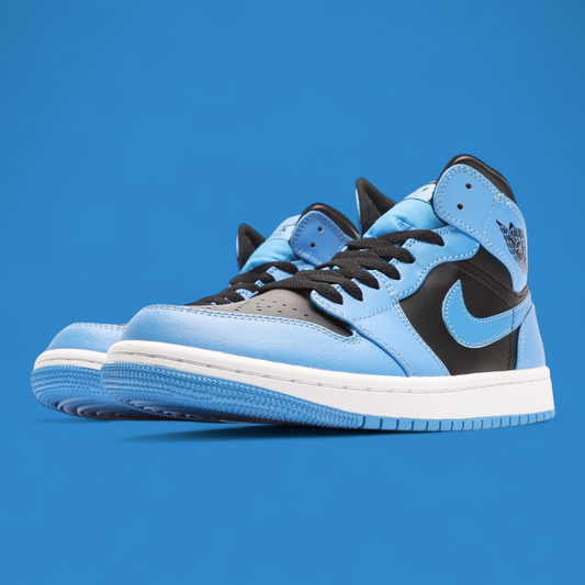 Nike Air Jordan 1 Mid 'University Blue'