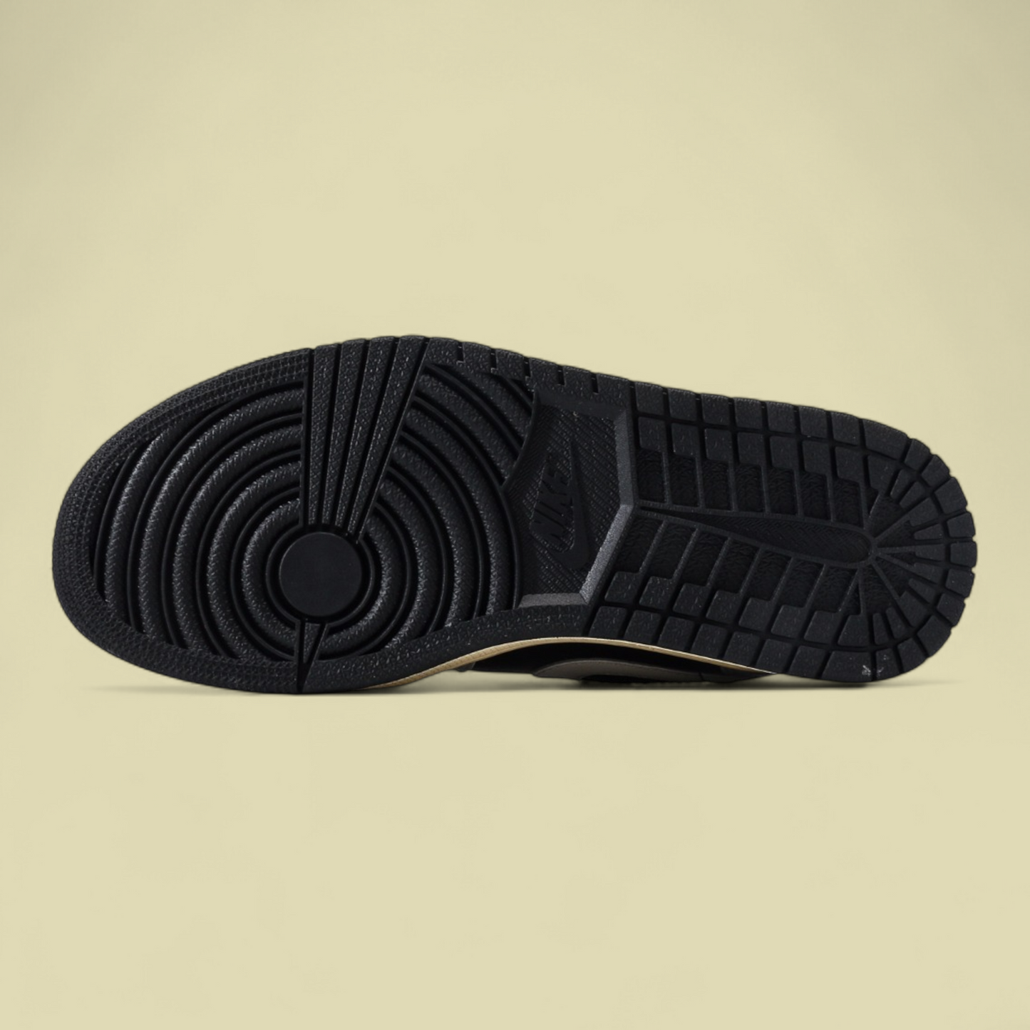 Jordan 1 Low Light Smoke Grey Off Noir
