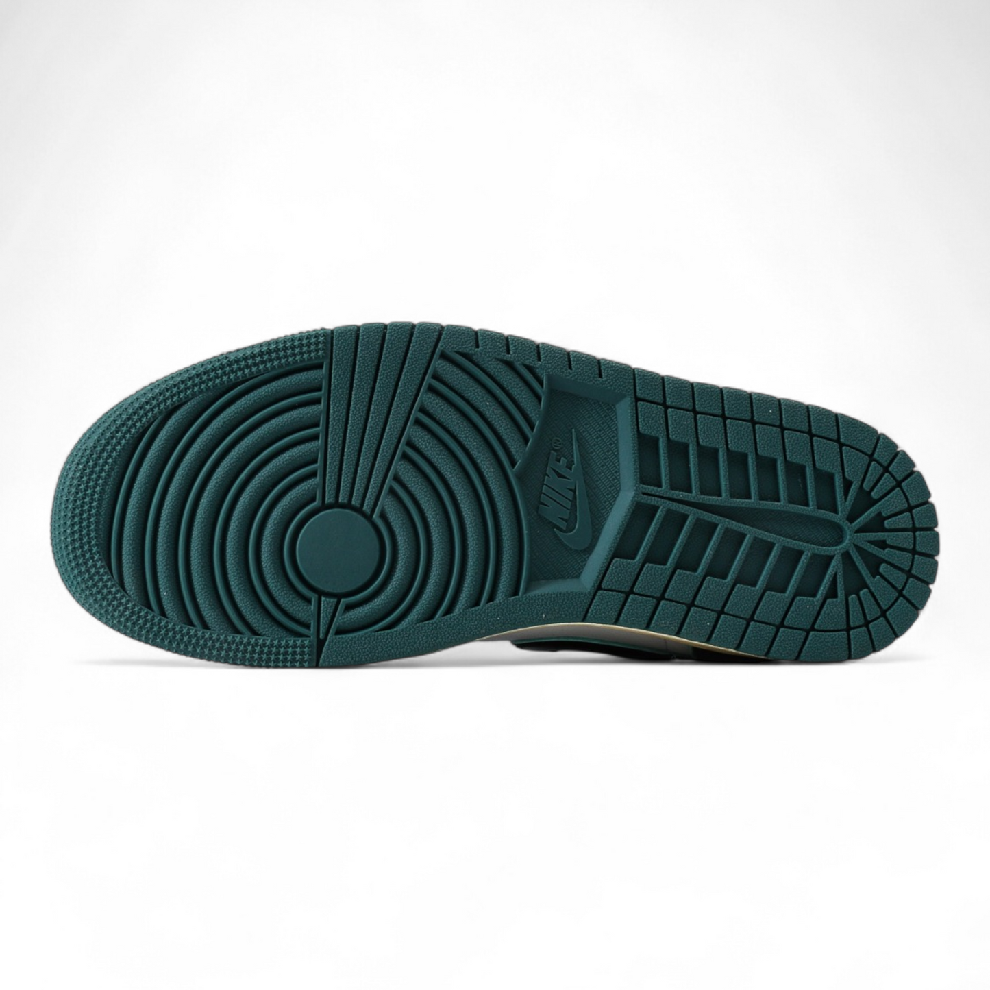 Nike WMNS Air Jordan 1 Mid "Light Dew/Oxidized Green