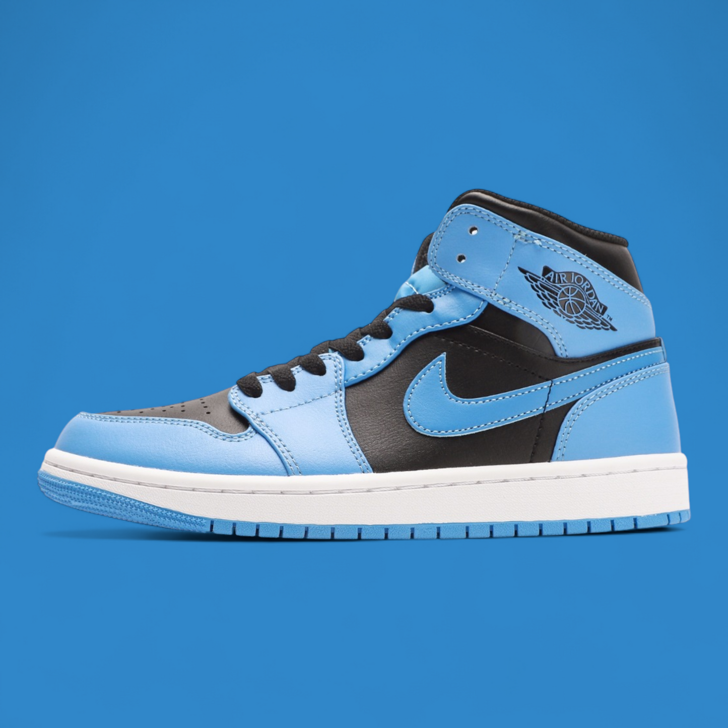 Nike Air Jordan 1 Mid 'University Blue'