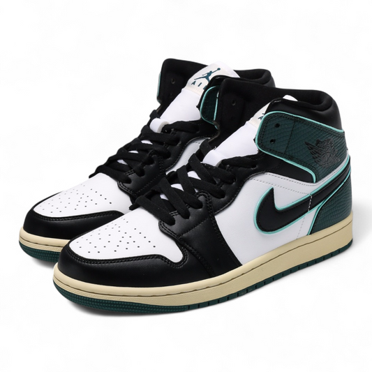 Nike WMNS Air Jordan 1 Mid "Light Dew/Oxidized Green