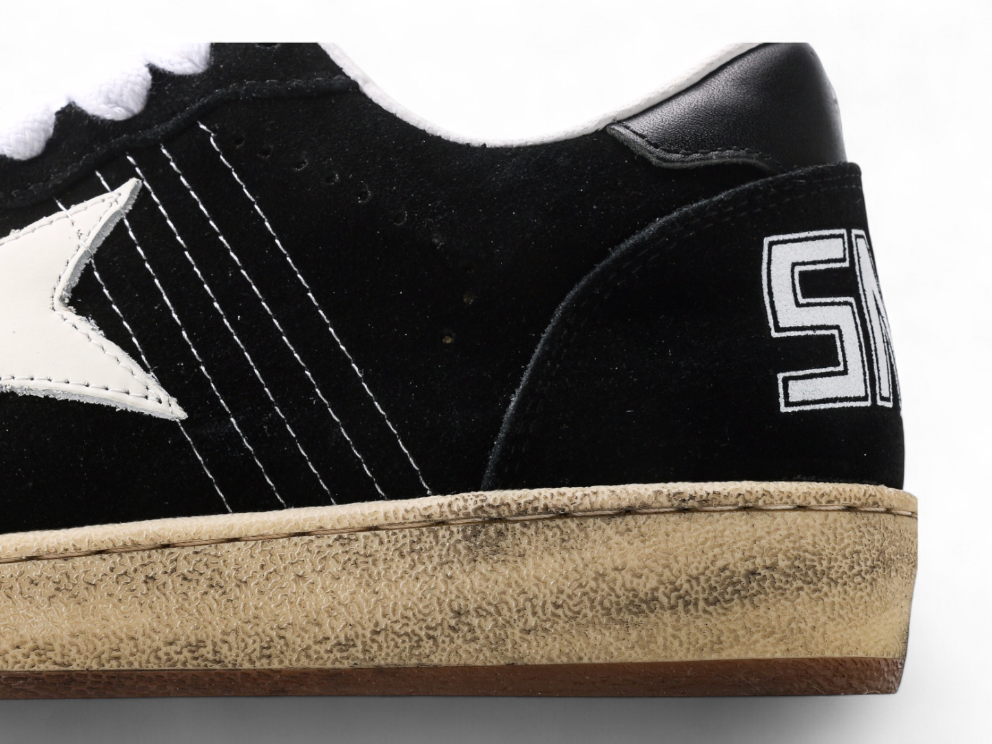 Golden Goose Ball Star 'Black White'