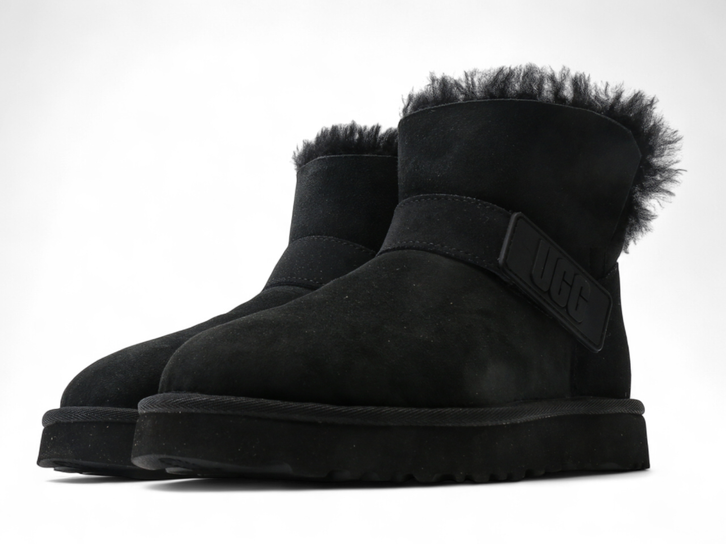 UGG Mini Bailey Boots Black