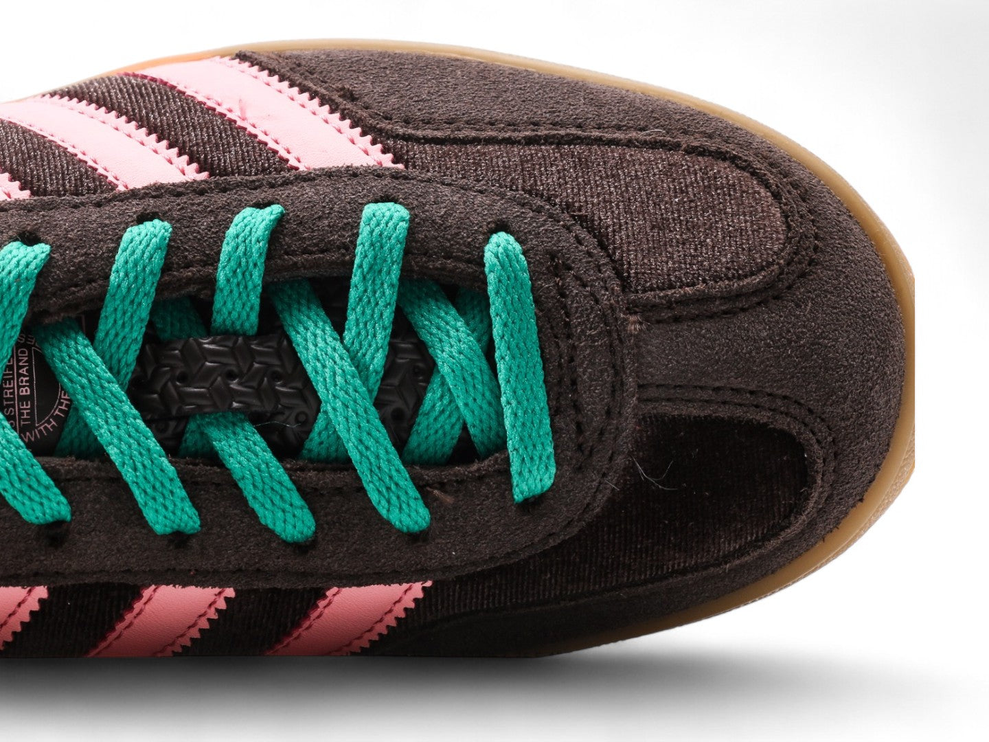 Adidas Gazelle “Brown”