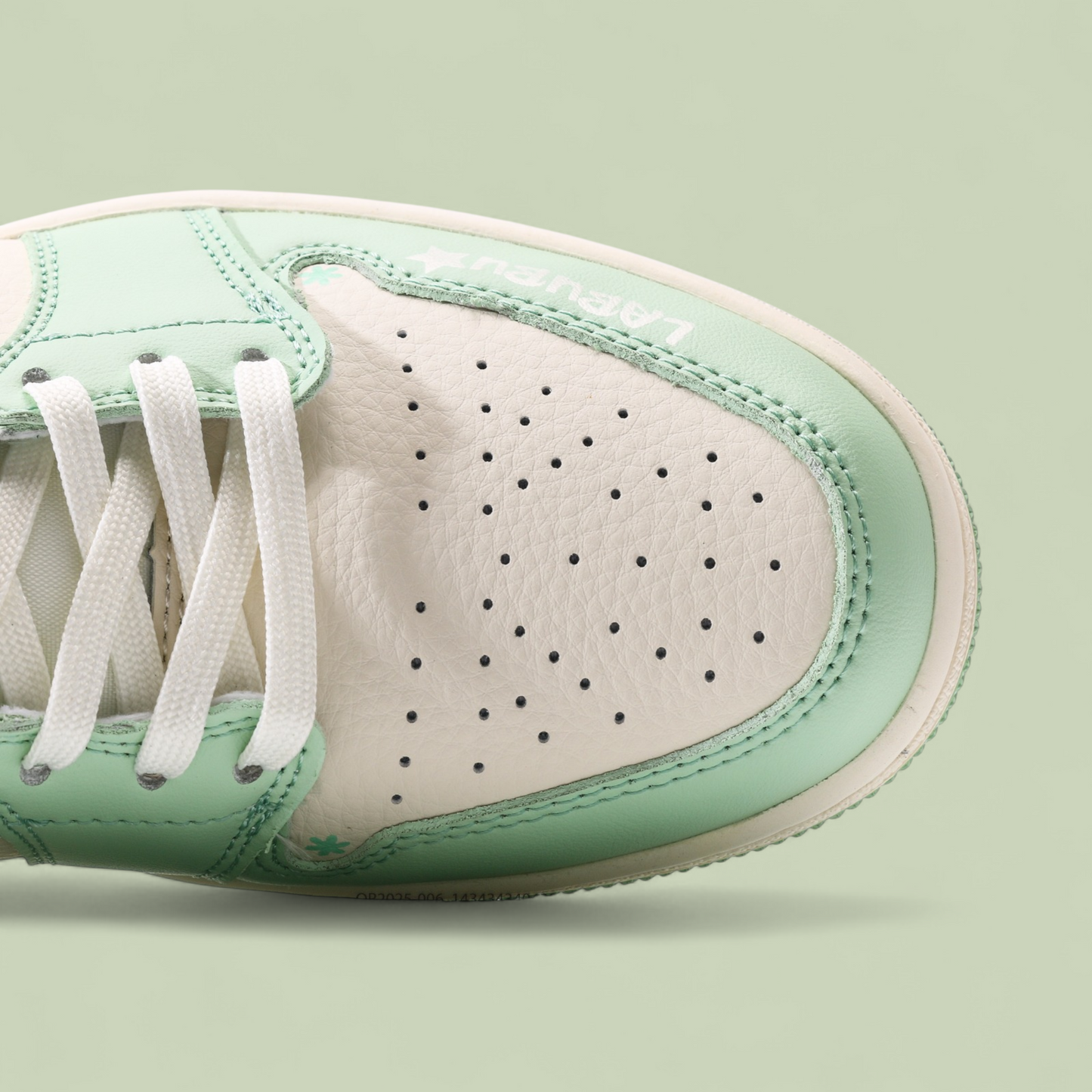 Air Jordan 1 Low GS "White/University Green "