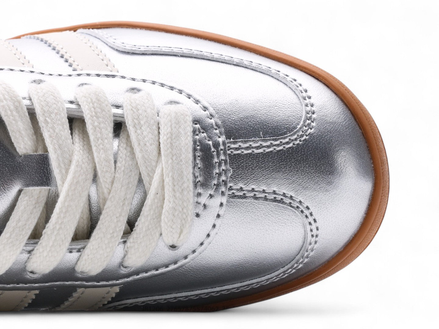 Adidas gazelle metallic silver