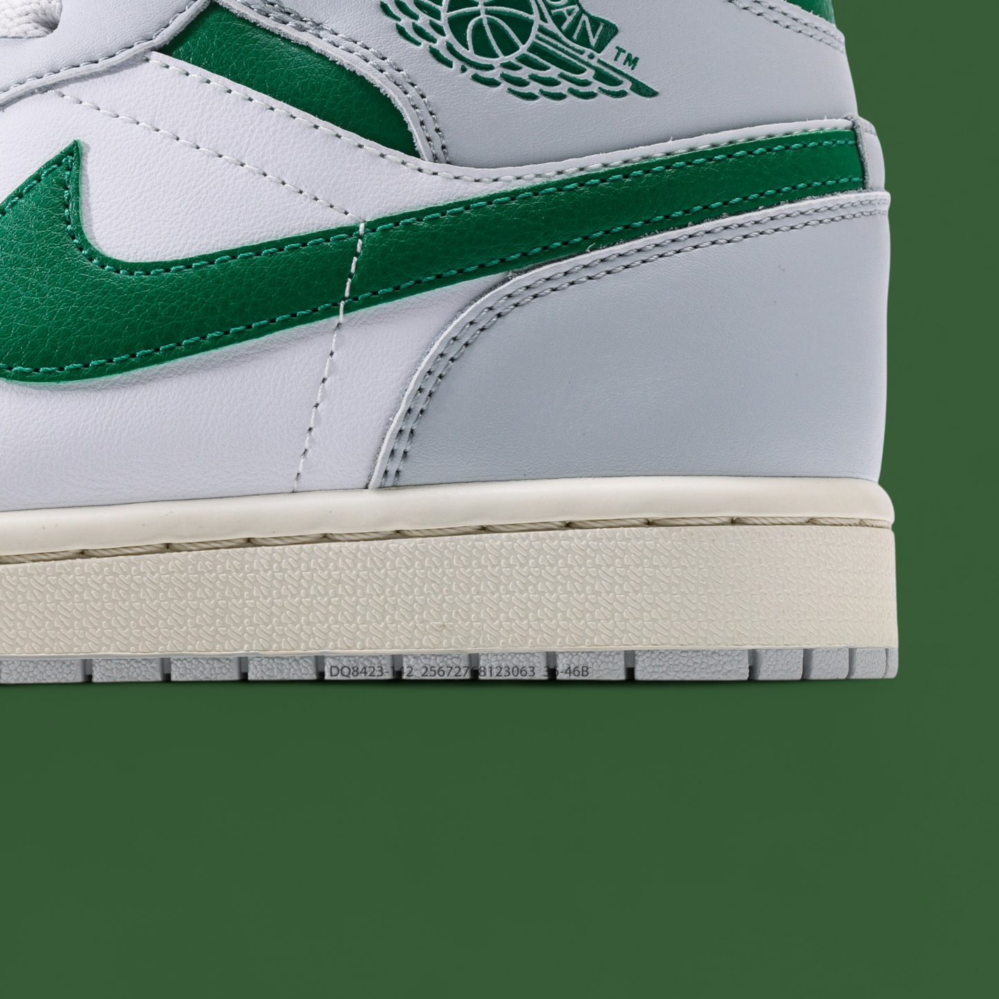 Air Jordan 1 Mid 'Summit White Lucky Green'