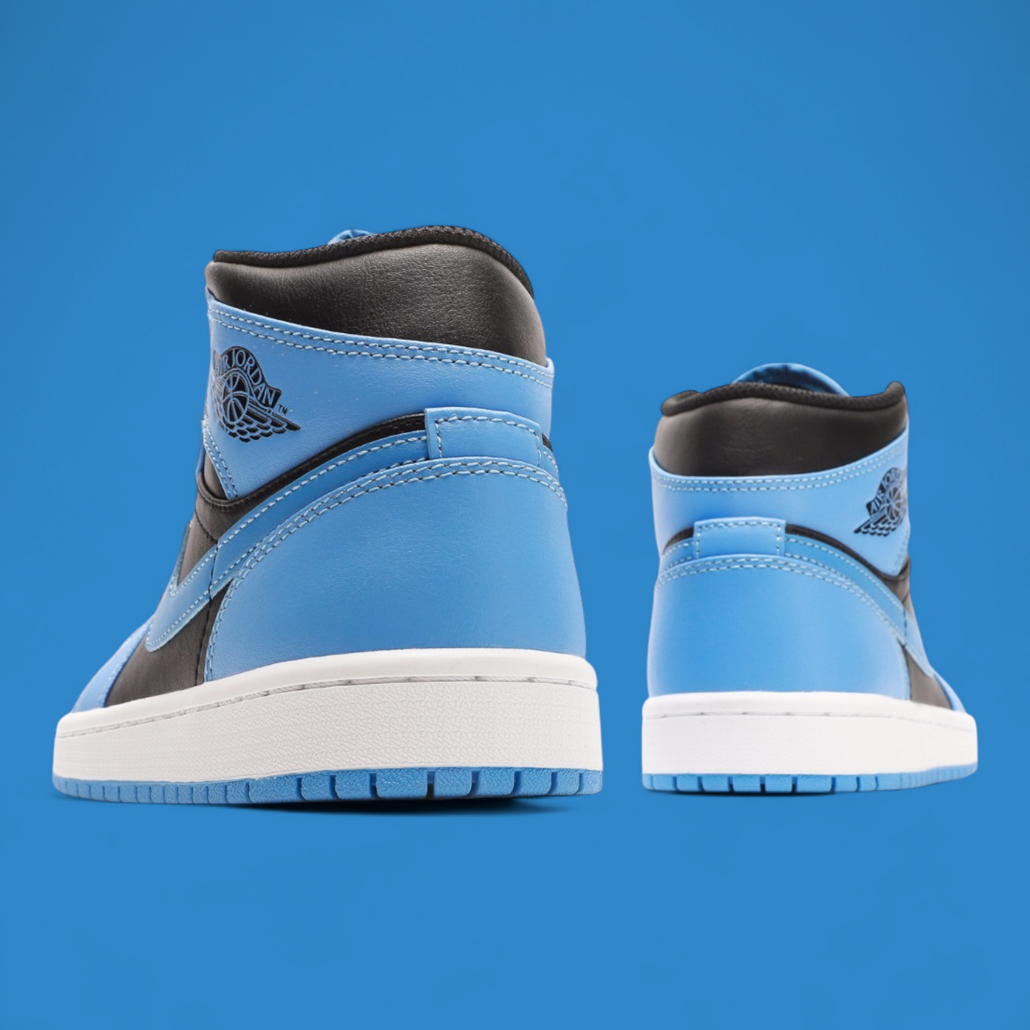 Nike Air Jordan 1 Mid 'University Blue'