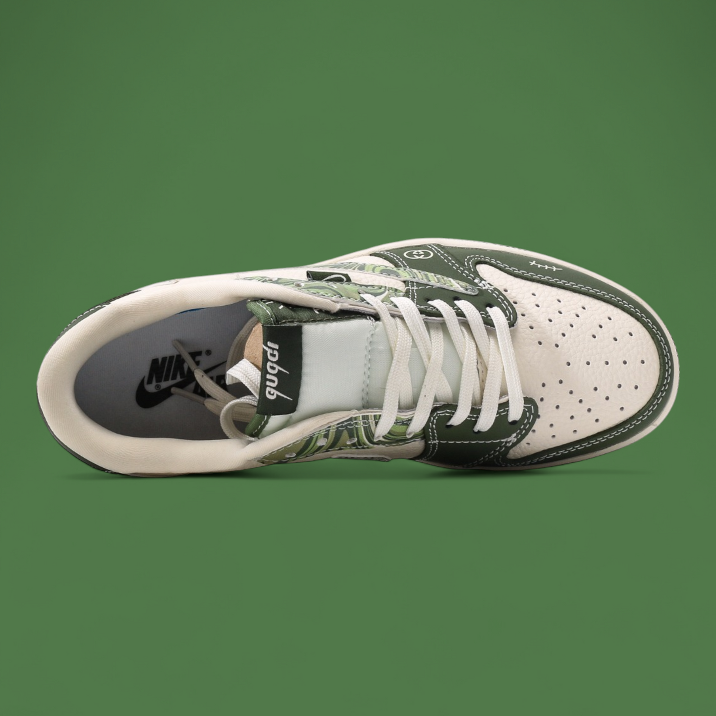 JR1 low Travis x  Gucci