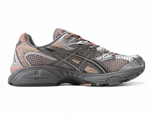 ASICS Gel-Nimbus 10.1 in the "Moonrock/Truffle Grey"