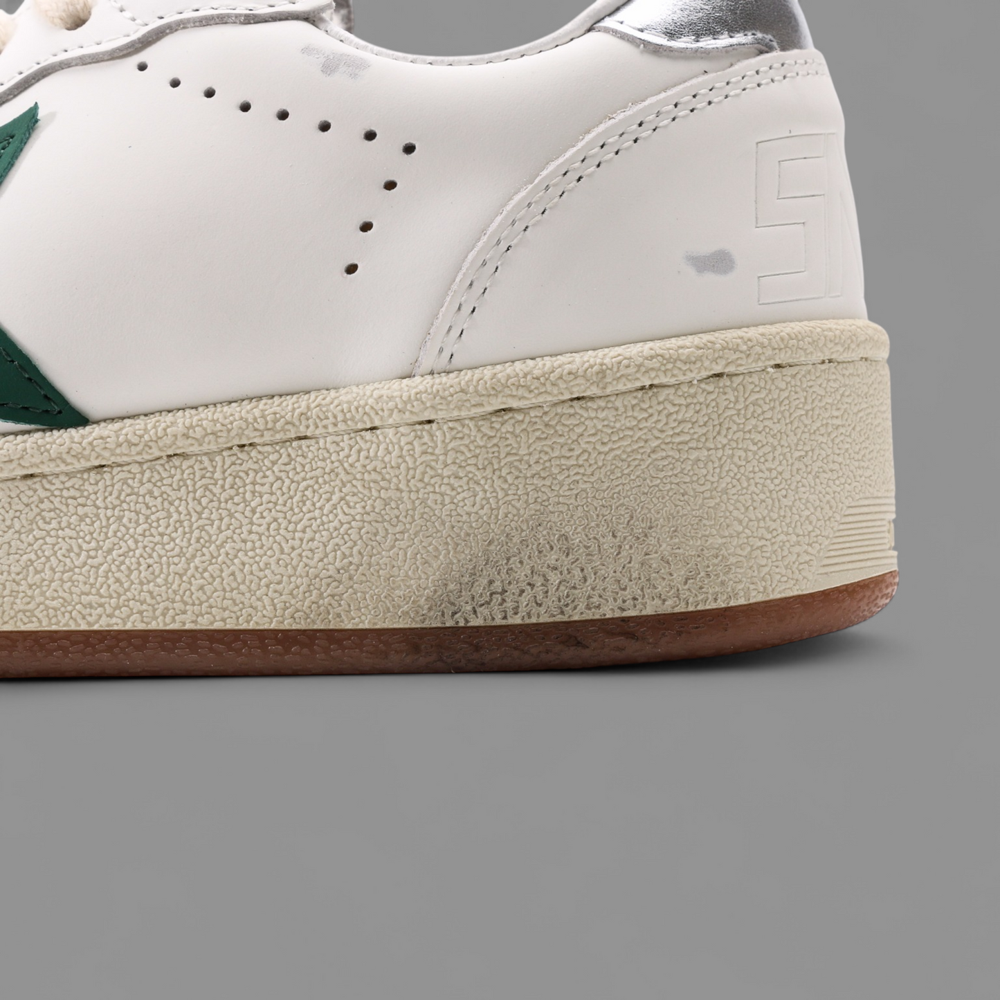 Golden Goose Ballstar 2  White