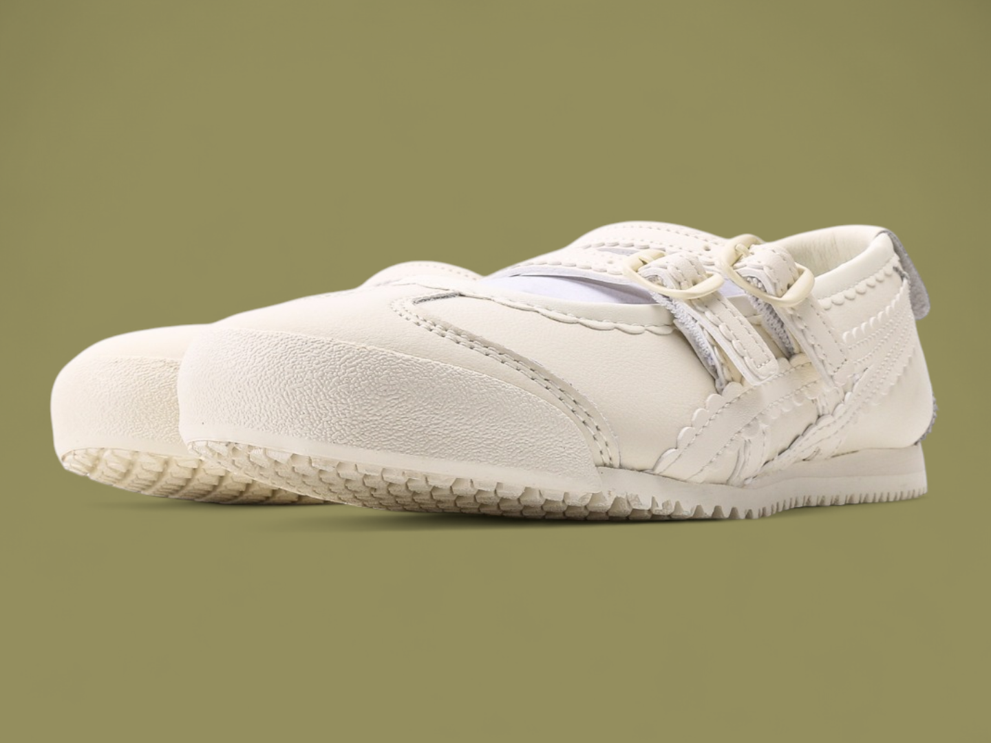 Onitsuka Tiger MEXICO 66 TGRS in the "Ivory Cream"
