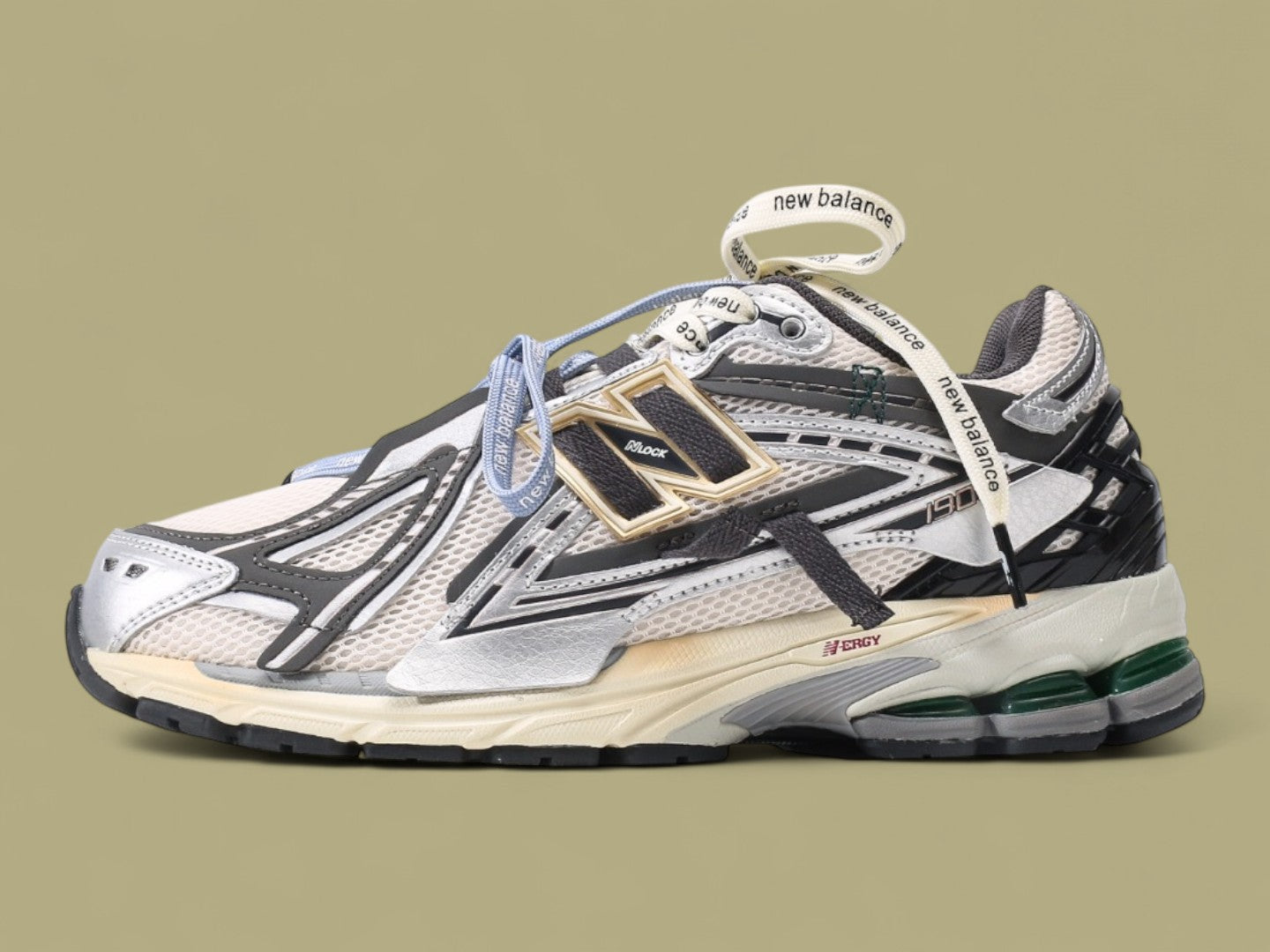New Balance 1906A "Silver Gold Metallic"