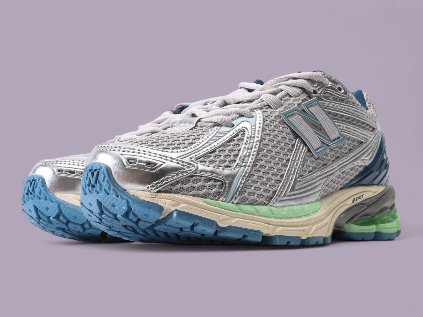 New Balance 1906R  "Silver Metallic Nightwatch Green"