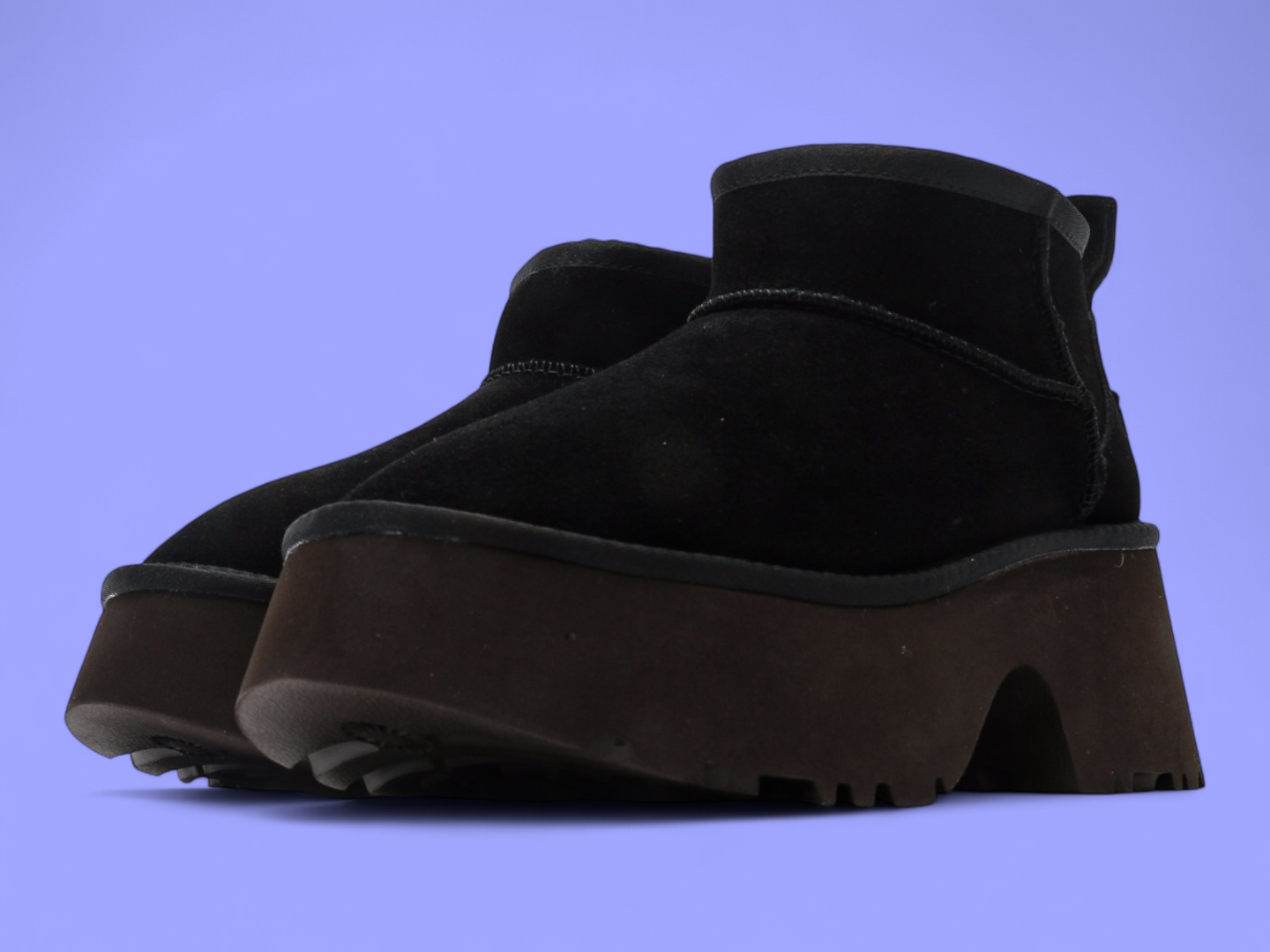 UGG Women's Classic Ultra Mini Black