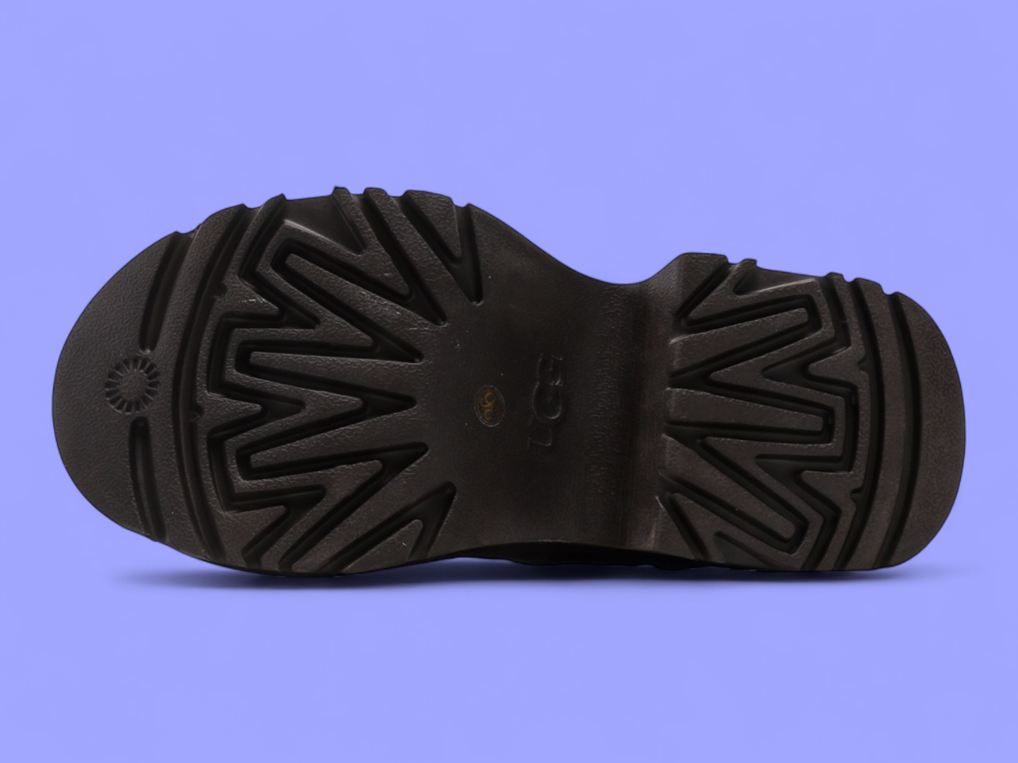 UGG Women's Classic Ultra Mini Black